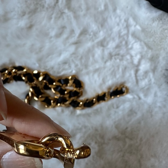100 authentic chanel chain belt - Picture 6 of 7